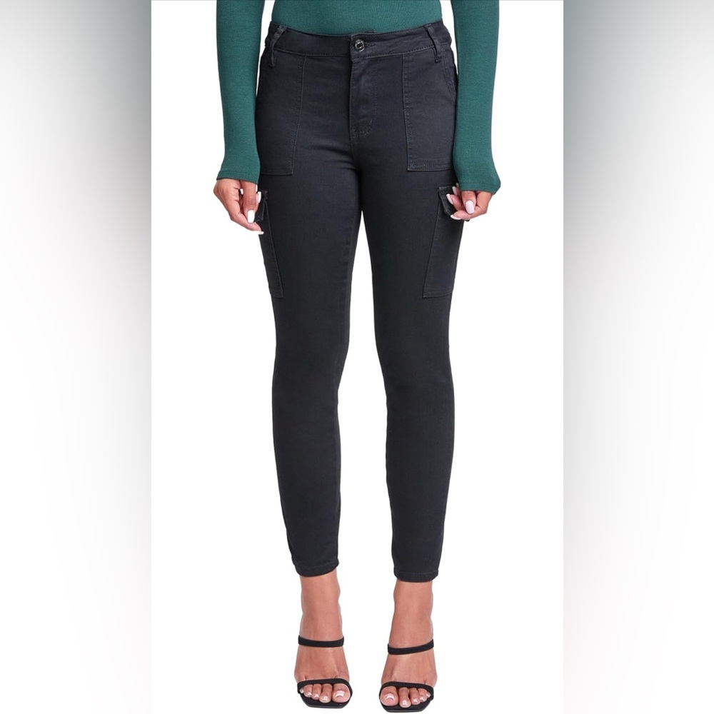 YMI Women's High Rise Cargo Jeans Black Size 28